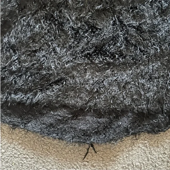 CAFE FORGOT × Shawna Wu Petals Feather Chenille Knit Miniskirt